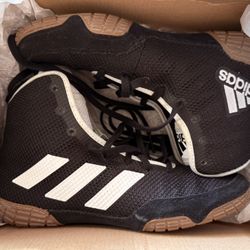 Adidas Tech Fall 2.0 Wrestling/Boxing Shoes – Size 5.5 (Youth/Small Men’s)