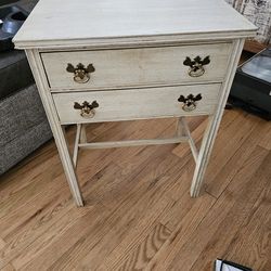 Antique/Vintage Bedside Table / End Table / Night Stand 20 x 14 x 26"H