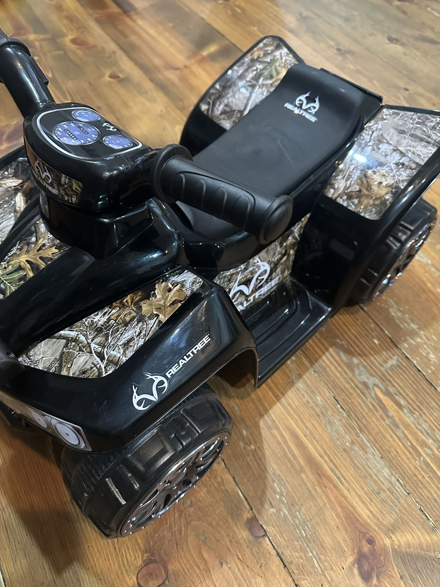 Kids Realtree 6v Quad