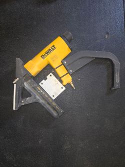 Dewalt hardwood floor cleet nailer