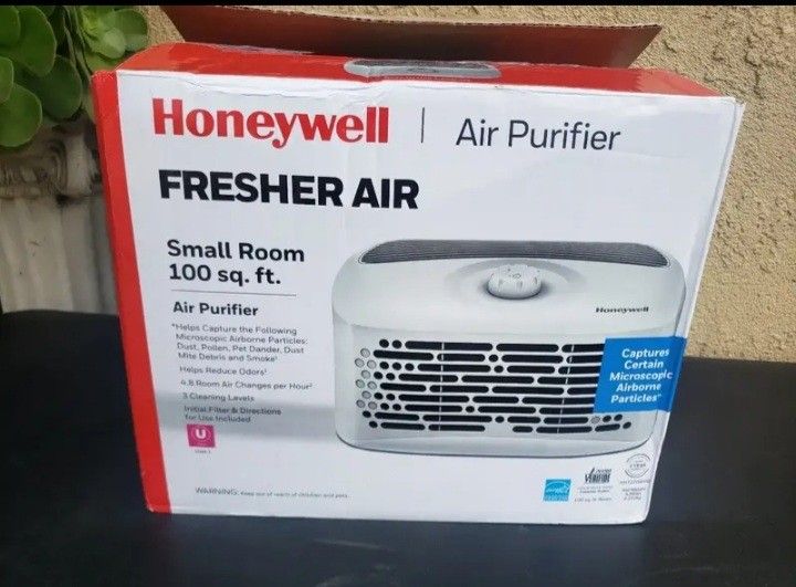 Honeywell HEPA-Type Tabletop Air Purifier open box new selling for only $40
