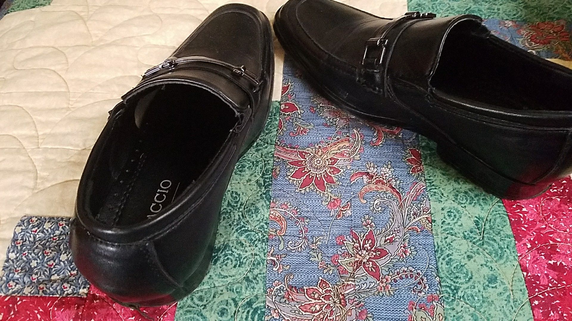 Boys dress shoes size 2