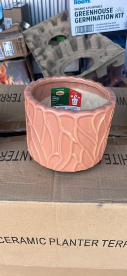 Vigoro 6-Inch Tawny Ceramic Planter