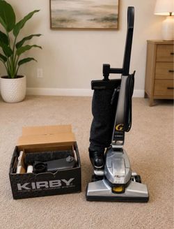 Kirby G4 Upright Vacuum With Attachment Set