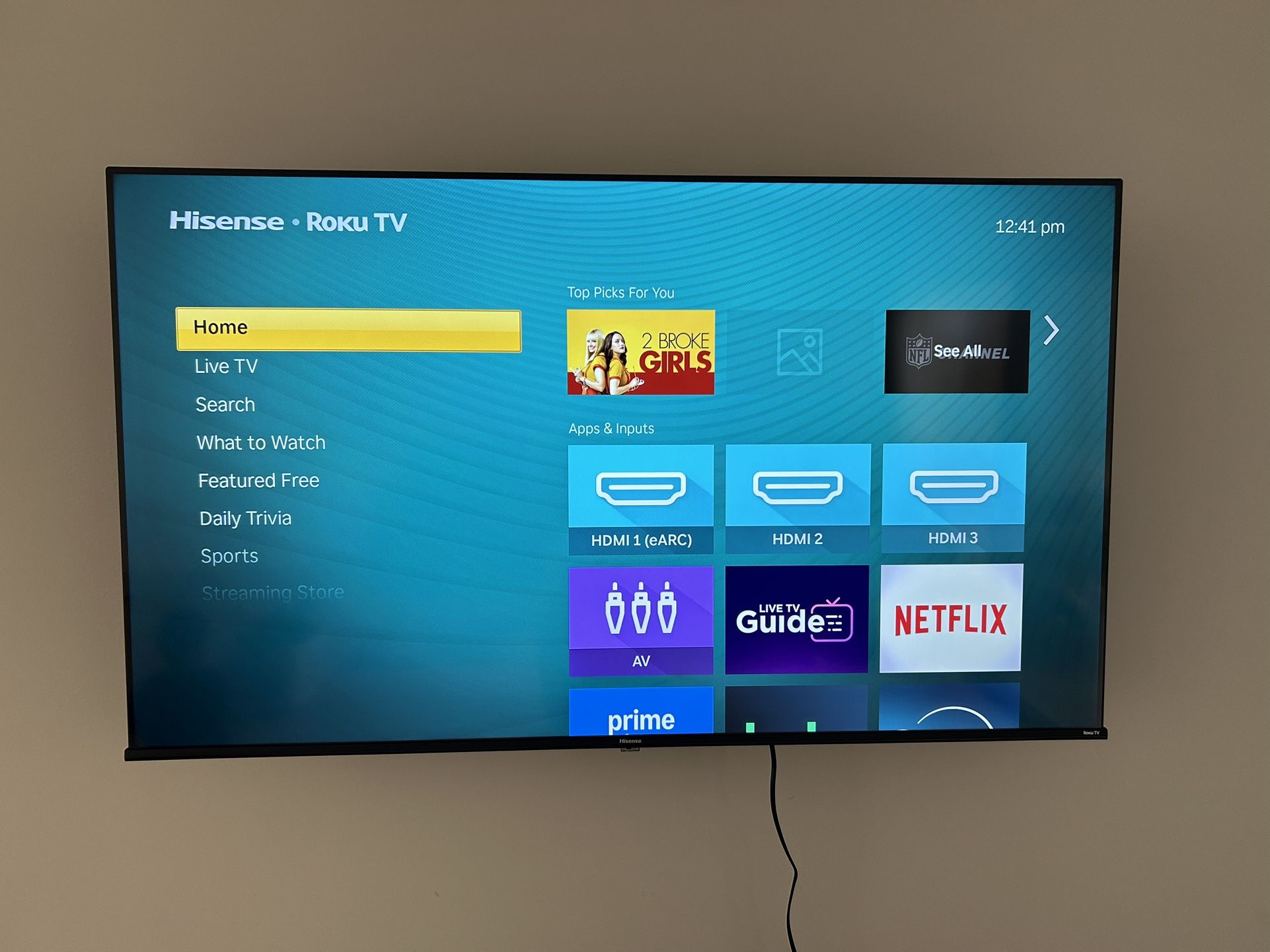 Hisense TV UHD 4K 58” + Bracket