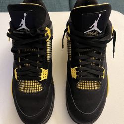 Jordan 4 Thunder Size 11.5