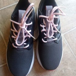 Adidas Size 8,5