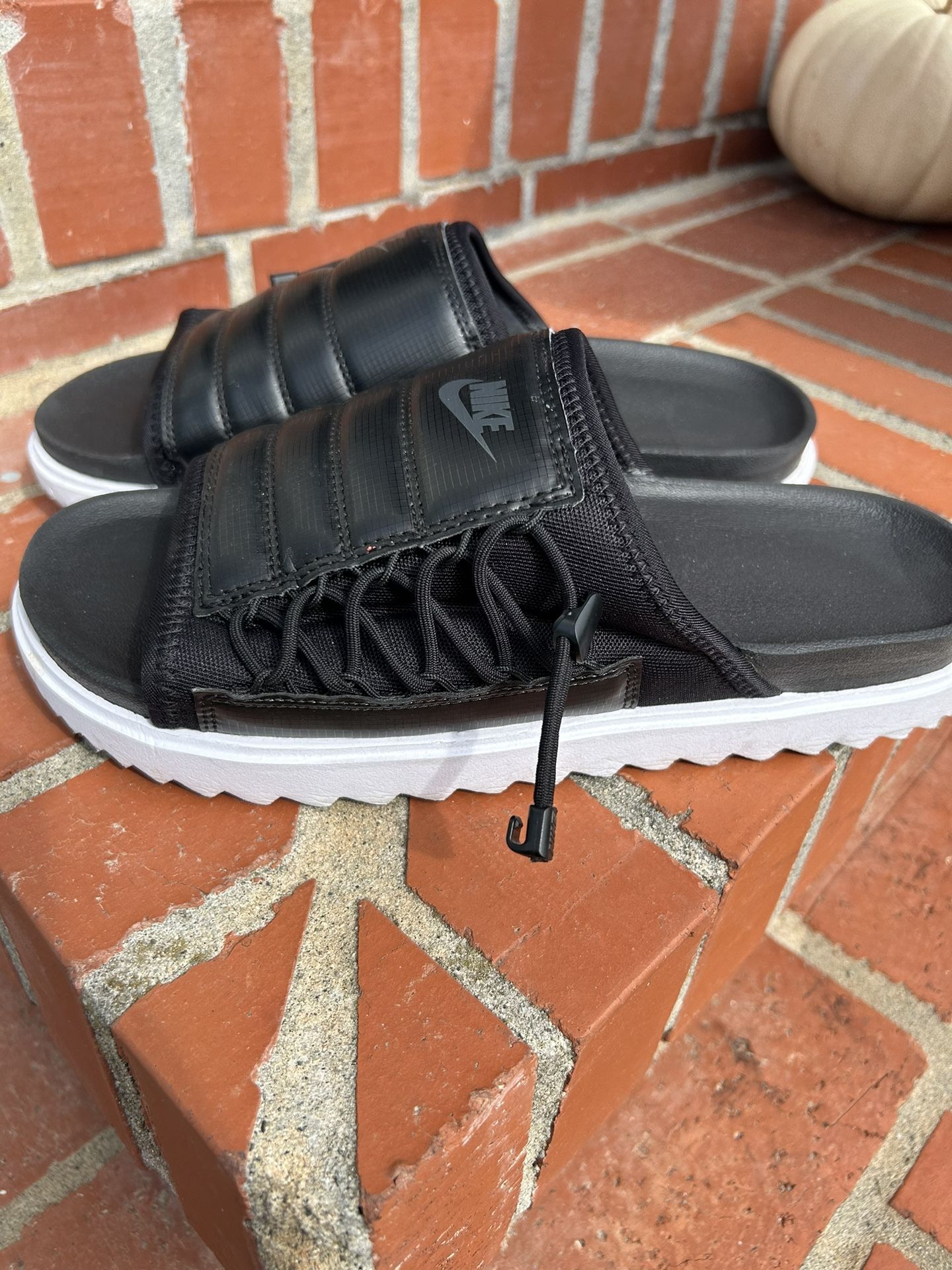 Men’s. Ike Asuna Slides