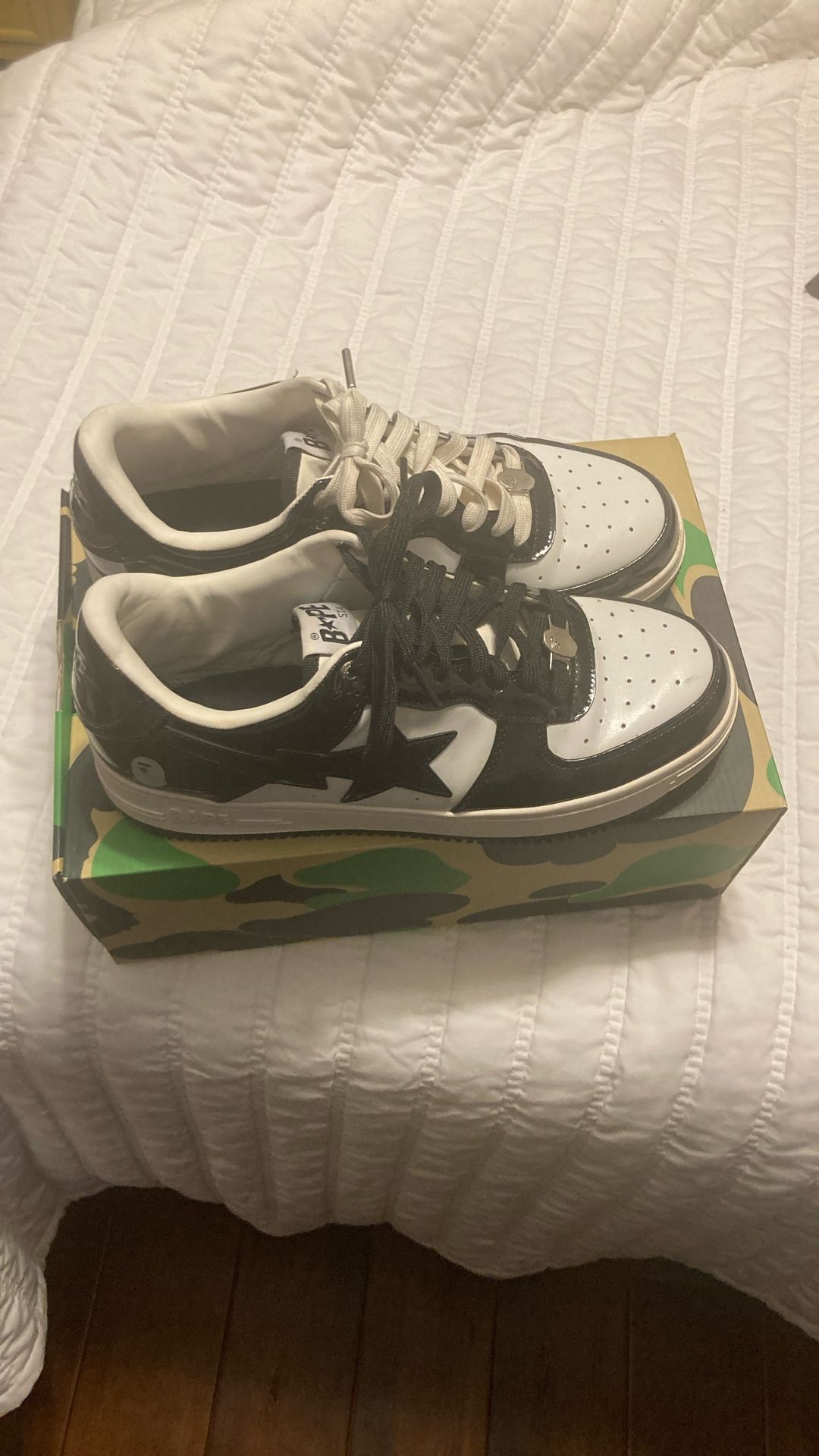 Bapesta Black and White