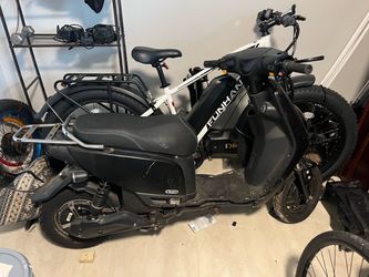 Funhan Electric Moped Scooter