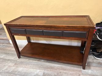 Wooden entrance table with two end tables
