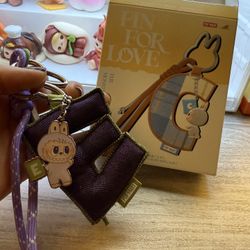 Labubu Pin For Love E