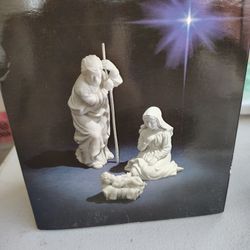 1980's Avon Nativity Collectibles 11 Piece Set