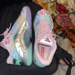 Nike Monopoly LeBrons Xxii 