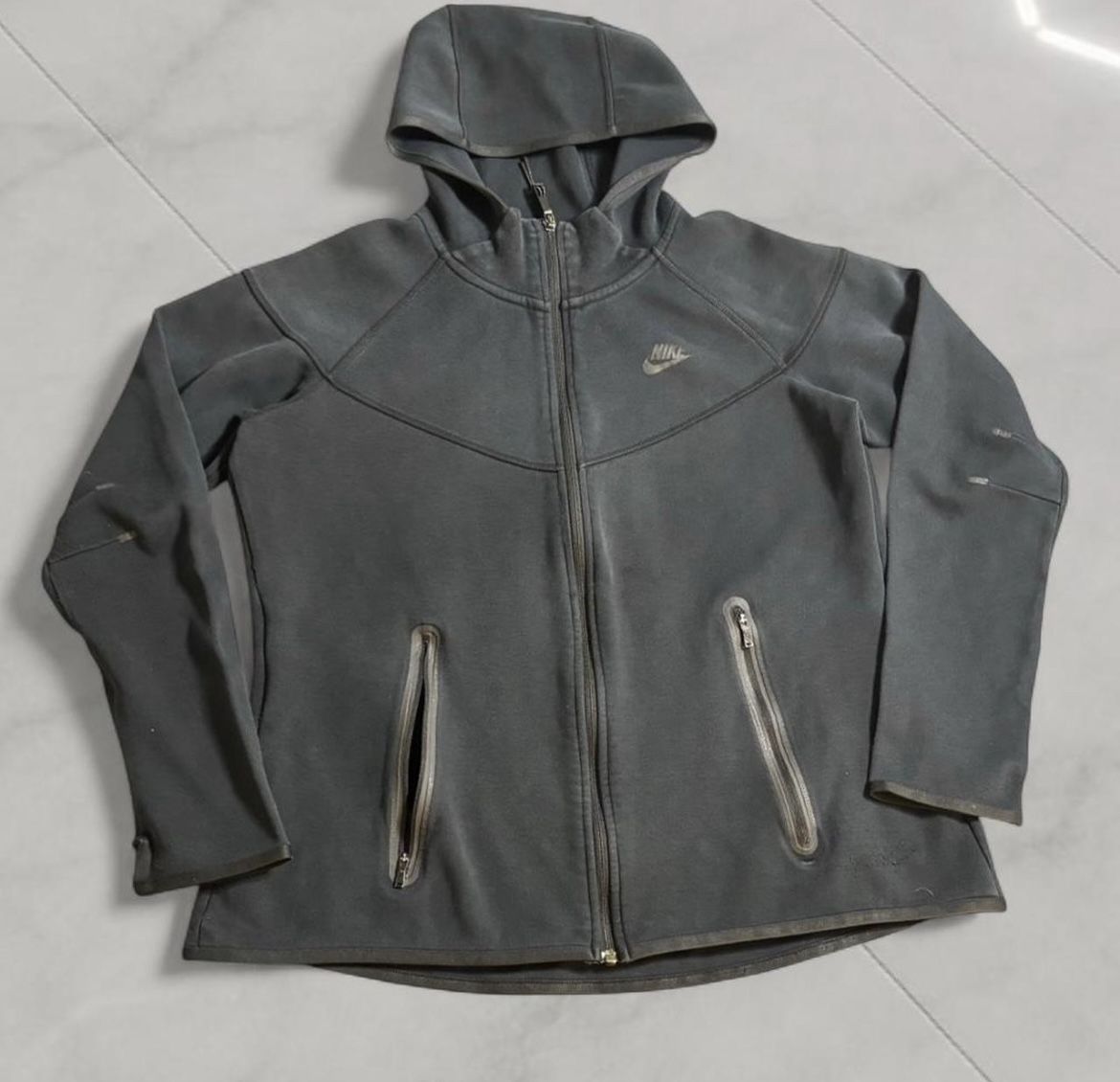 Nike Tech Fleece Black Hoddie