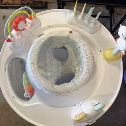 Skiphop Entertainment Center 