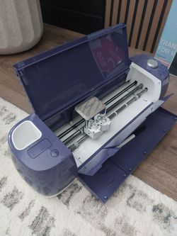 Cricut Air Explorer 2 with Heat Press 5-in1 Combo and Accesories!