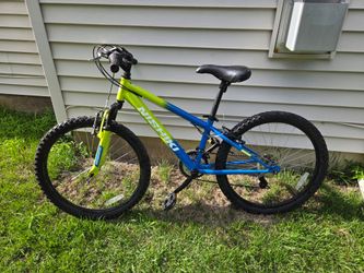 Used Nishiki Pueblo 24in Youth mountain bike