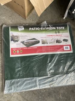 Patio cushion Tote