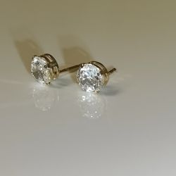 14kGold Stud Earrings 
