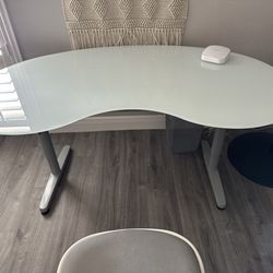 Glass table for office