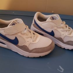 Girls Nike Air Size 1.5 