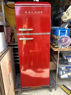 GALANZ 10 cu. ft. Red Retro Top Freezer Refrigerator