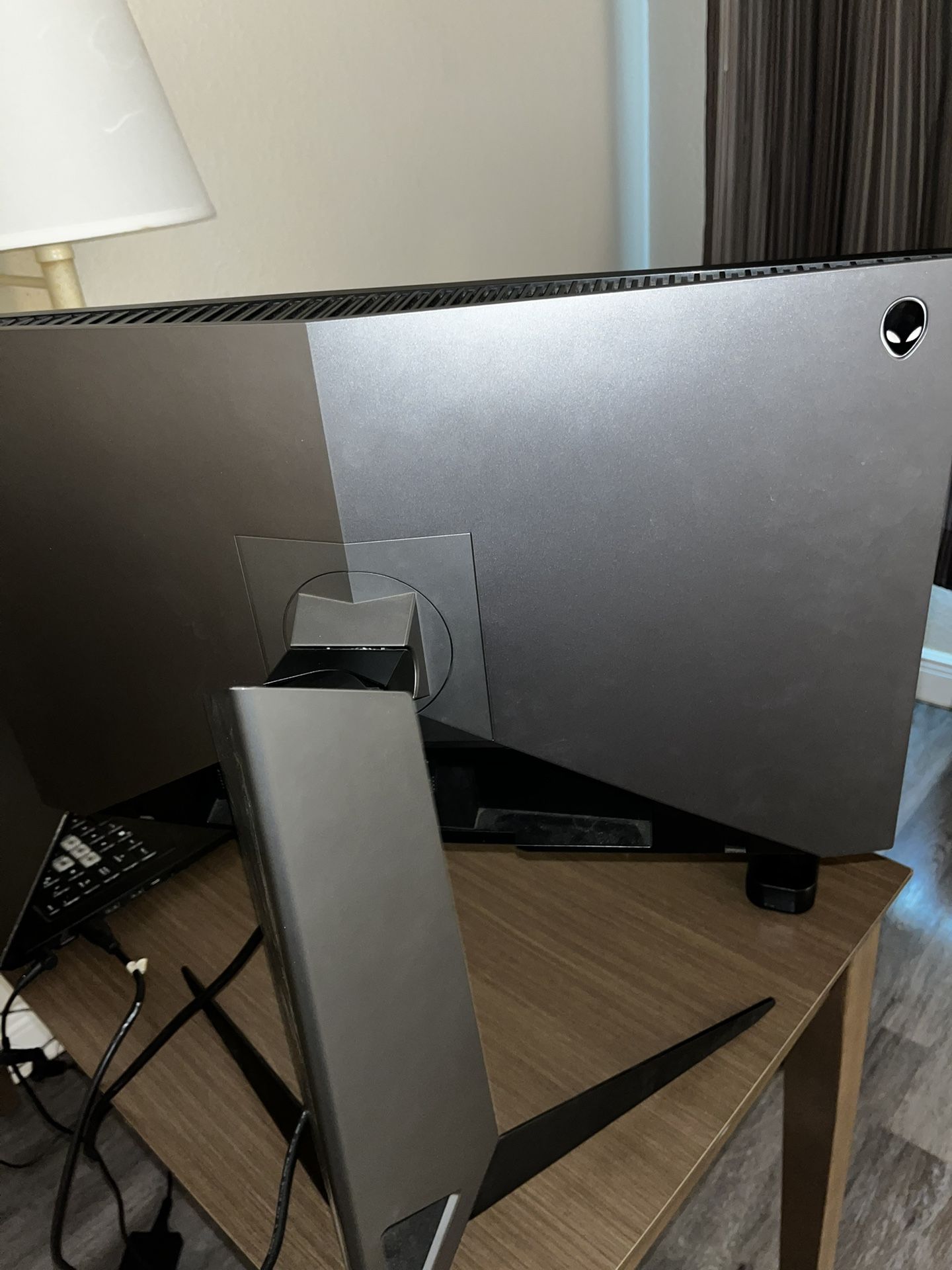 Alienware 25β LCD Gaming Monitor 240hz