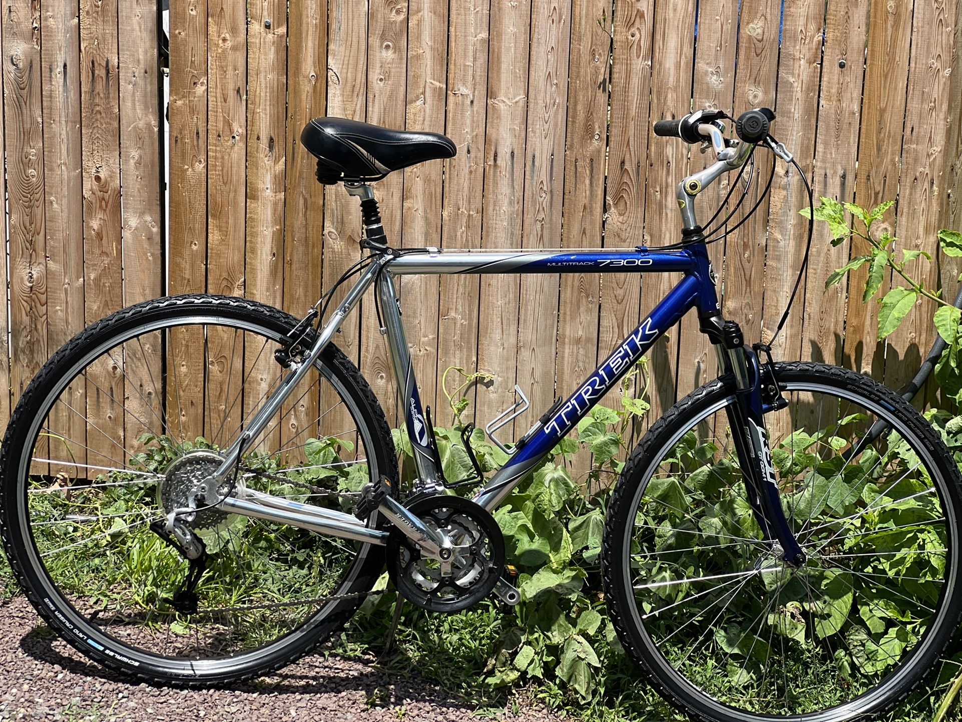 XXL Trek Hybrid bike