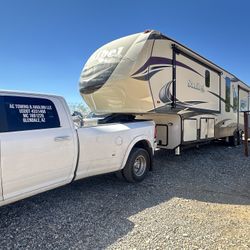 5th Wheel Hauler trailer 