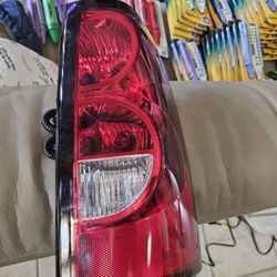 Brand new 2003 to 2007 chevrolet silverado 1500 passenger rear side