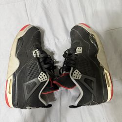 Jordan 4 Bred