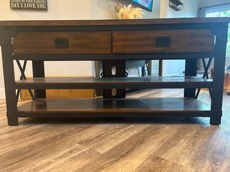 Tv stand