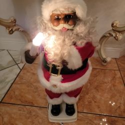 Santa Claus that Moves And Candle Lights Up~
