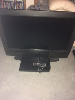 32 inch TV with Blu Ray player
