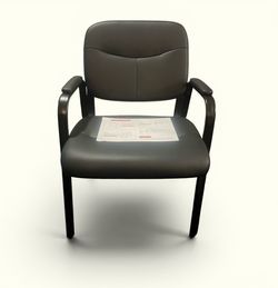 💺Office Guest Chair - NEW Assembled - NEED GONE💺
