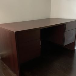 Office Desk For Sale $100.