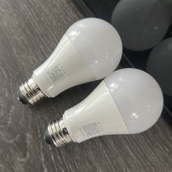 smart light bulbs