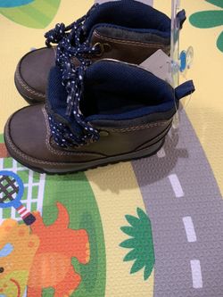 Brand new Carter’s shoes 13cm