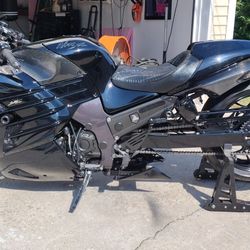 2016 Zx14