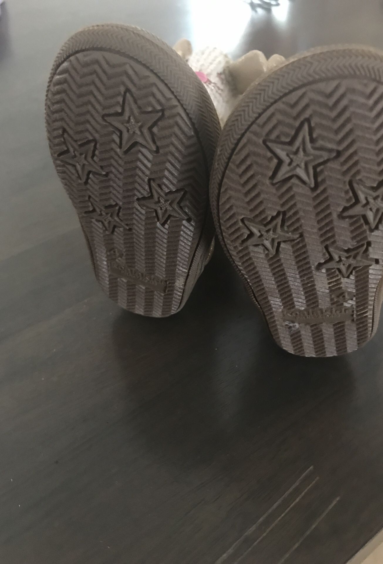 Size 4 koalaKids boots girls