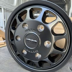 Method MR703 Size 16x6.5 Offset +90 Bolt Pattern 6x180 Fits All Wheel Drive Ford Transit Vans Wheels Rims