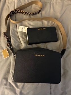 Michael Kors cross body and wallet
