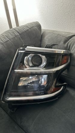 Suburban/ Tahoe Headlight