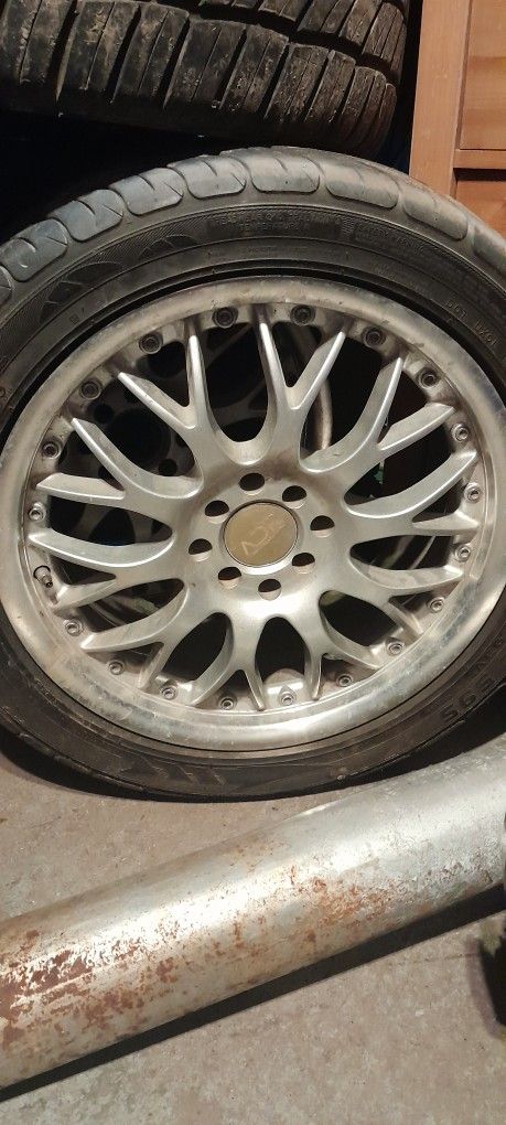 Pair 4 Lug Tires And Rims.universal From 90 Mustang