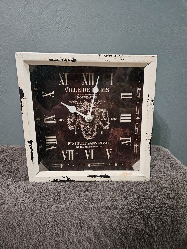 Vintage Style Ville de Paris Decorative Wall Clock