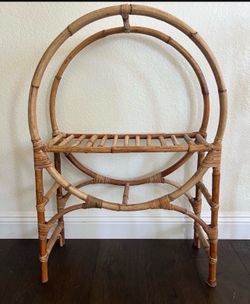 VINTAGE ROUND RATTAN/BAMBOO SHELF