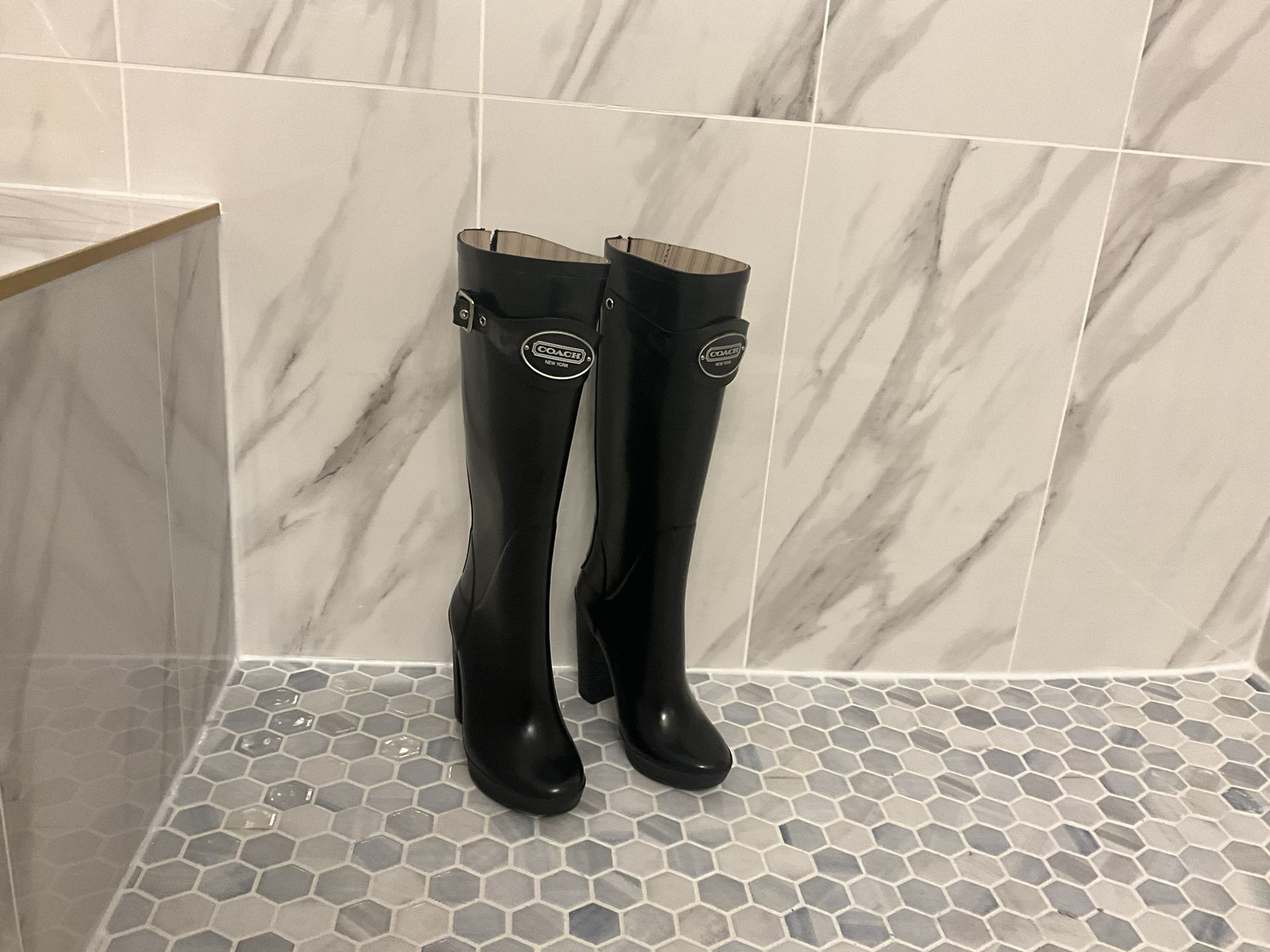 Authentic Coach Brenda Boots 6.5