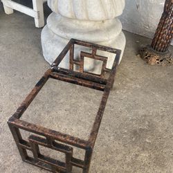 Metal Plant Stand Or Dog Bowls Etc Etc About Half Ft Wide 