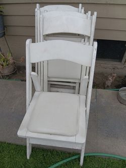 6 wood 🪑 Chairs $30 Used Condition